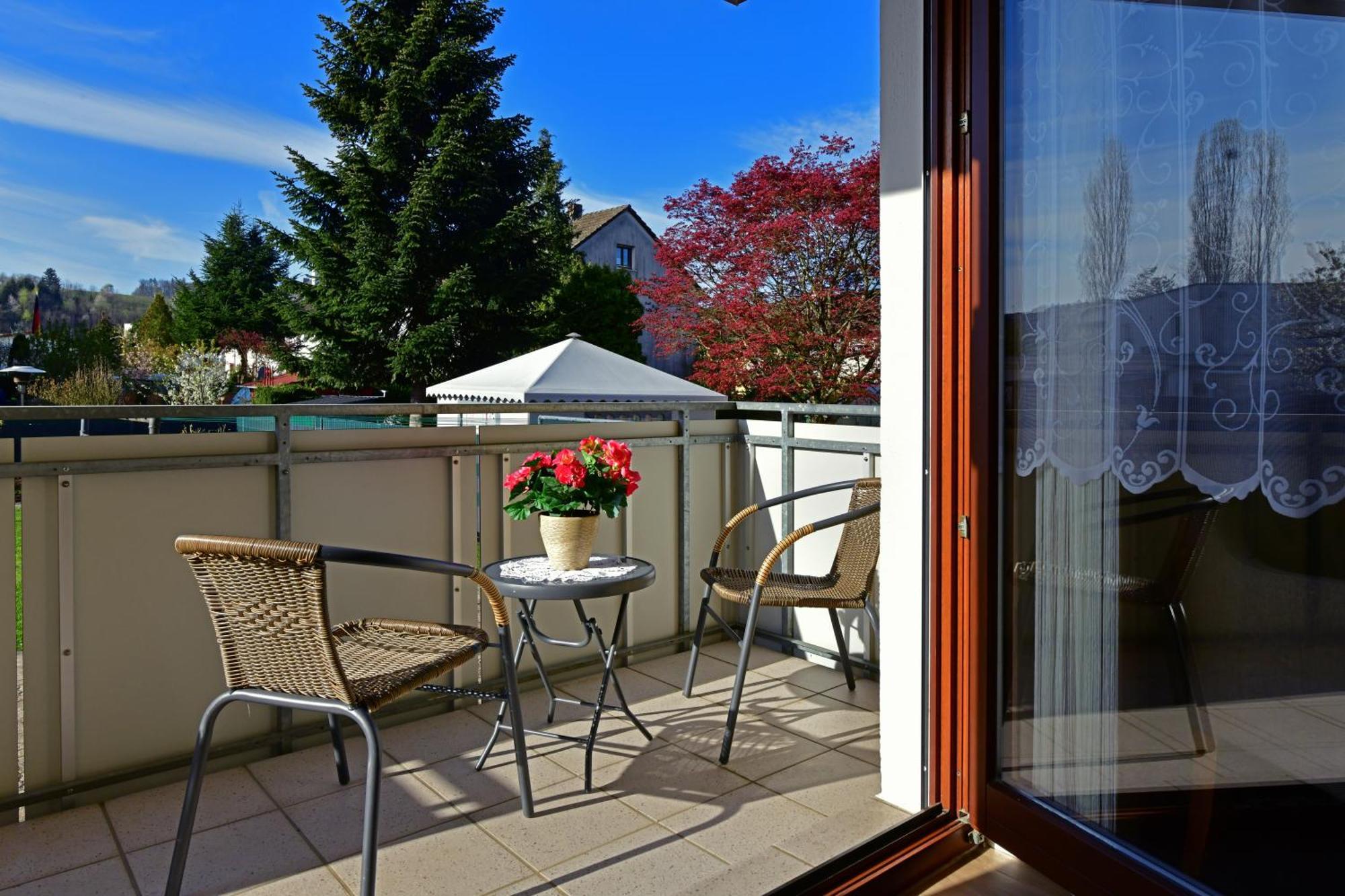 Gaestehaus In Schopfheim, 20 Km Zur Schweiz-Basel, Direkte S-Bahnverbindung Exterior photo